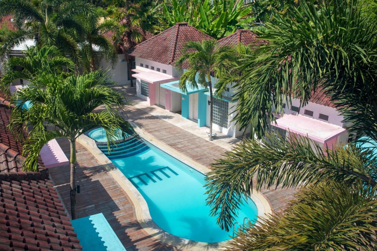 Mad Monkey Kuta Lombok Hostel Ngoại thất bức ảnh
