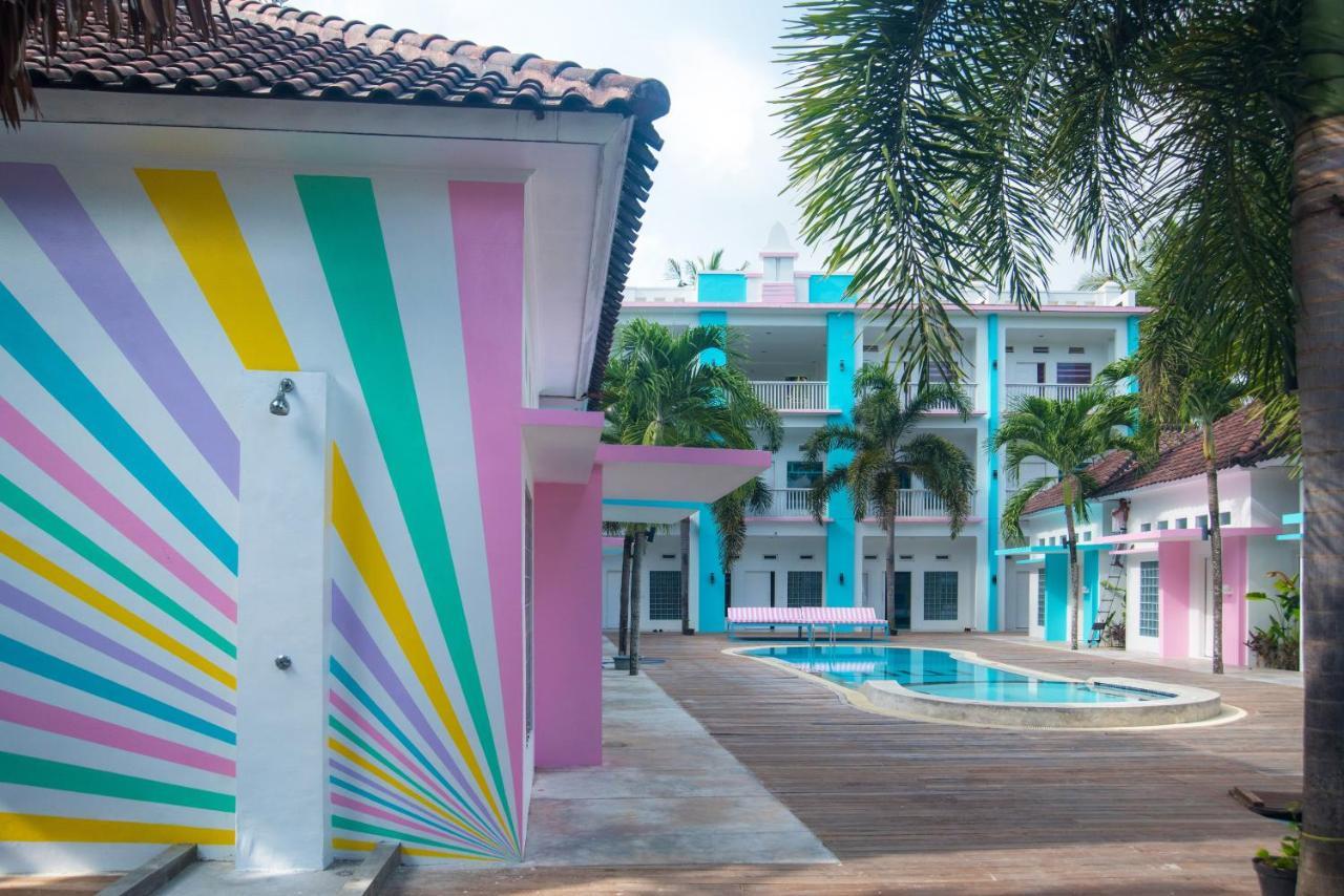 Mad Monkey Kuta Lombok Hostel Ngoại thất bức ảnh
