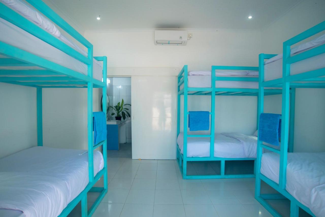 Mad Monkey Kuta Lombok Hostel Ngoại thất bức ảnh