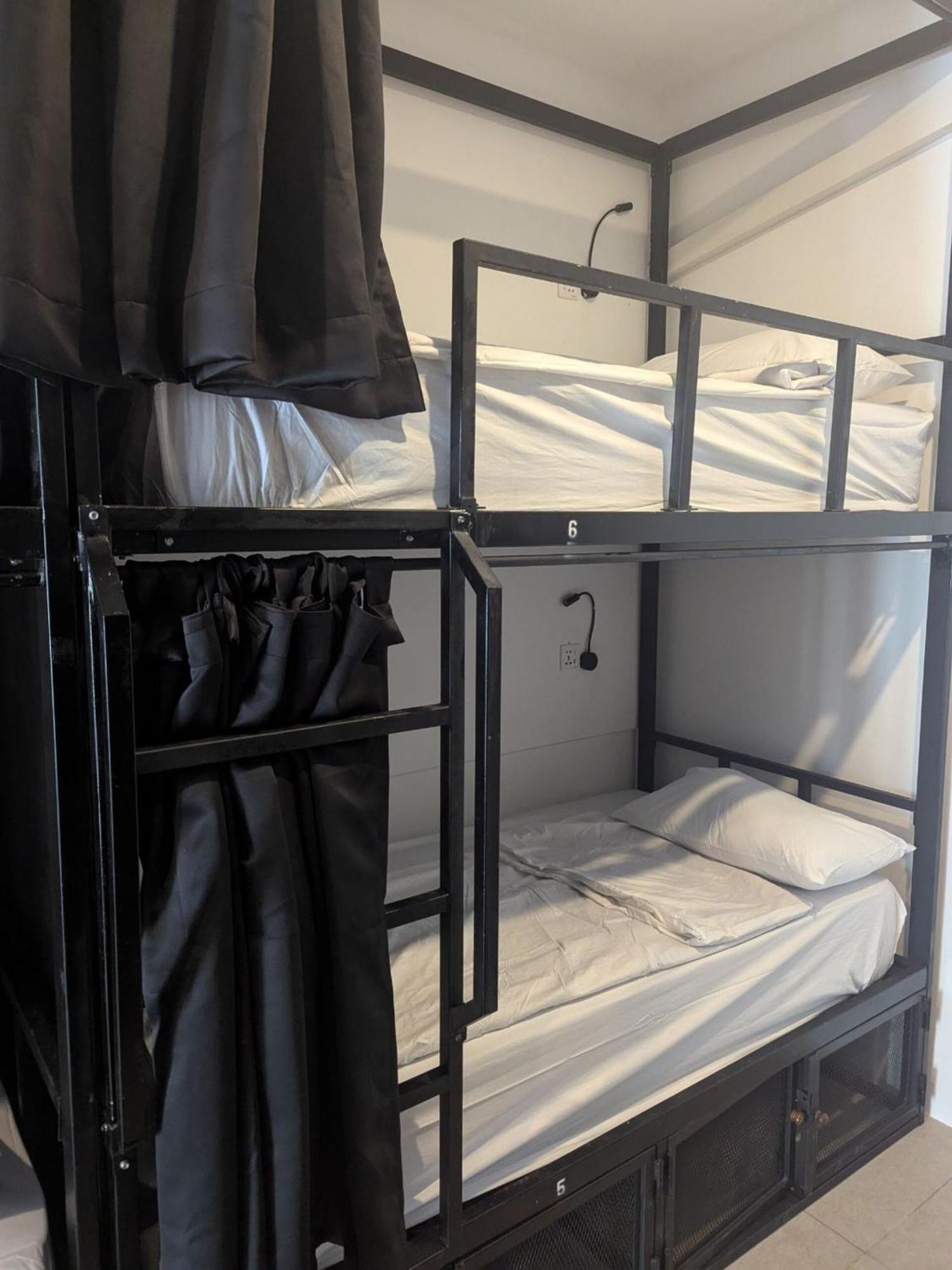 Mad Monkey Kuta Lombok Hostel Ngoại thất bức ảnh